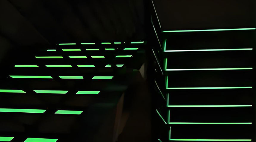 Luminous step strips