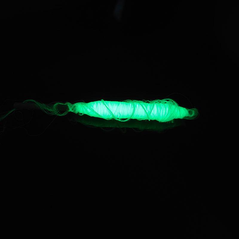 glow in dark thread