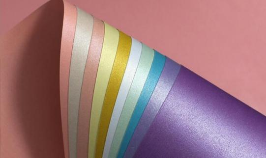 Effect pigment for paper & card